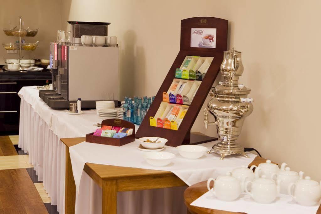 Ross Hotel Щутгарт Екстериор снимка
