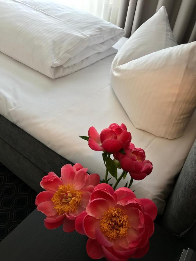 Ross Hotel Щутгарт Екстериор снимка