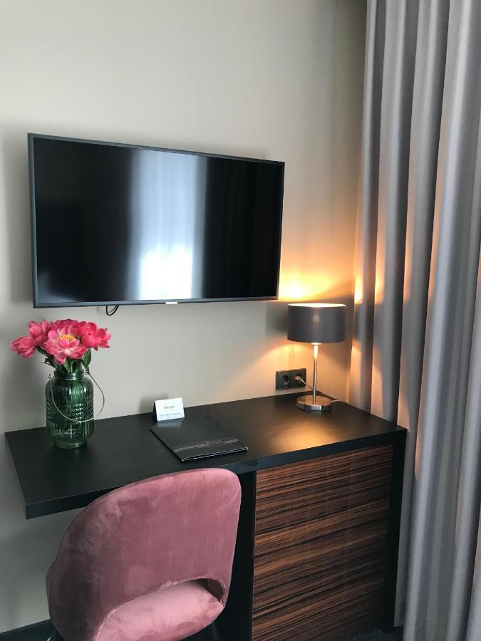 Ross Hotel Щутгарт Екстериор снимка